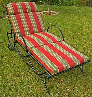 wrought iron chaise lounge